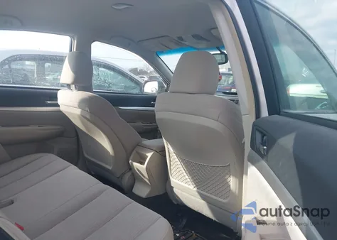 2013 Subaru Legacy 2.5I Premium z USA, uszkodzony, nr VIN 4S3BMCC65D3007626